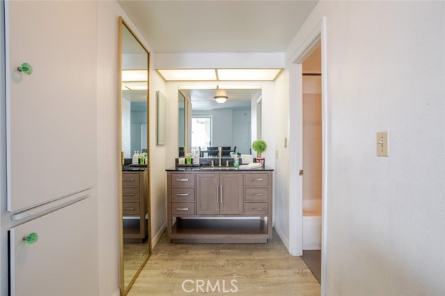 Detail Gallery Image 21 of 29 For 321 S San Vicente Bld #505,  Los Angeles,  CA 90048 - 1 Beds | 2 Baths