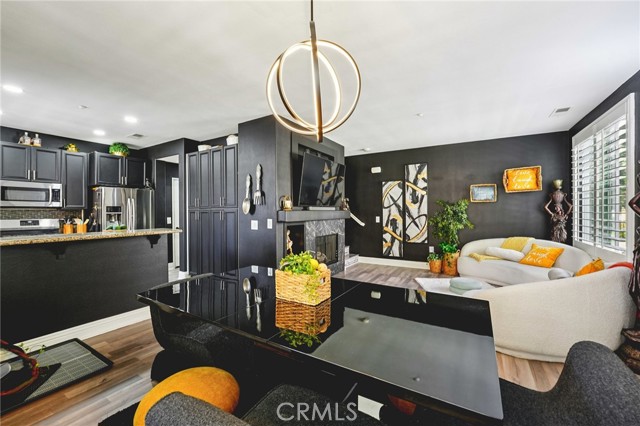 Detail Gallery Image 7 of 28 For 30505 Canyon Hills Rd #2001,  Lake Elsinore,  CA 92532 - 3 Beds | 2/1 Baths