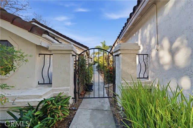 Detail Gallery Image 6 of 59 For 29104 Vista Valley, Vista,  CA 92084 - 2 Beds | 2 Baths