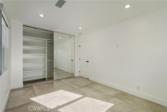 Detail Gallery Image 22 of 36 For 22255 Wyandotte, Canoga Park,  CA 91303 - 3 Beds | 2 Baths
