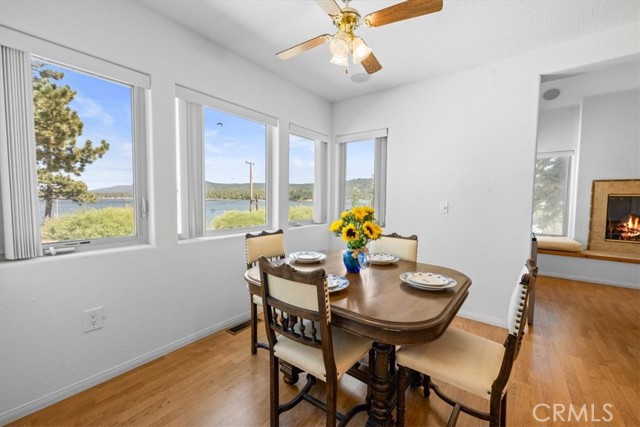 38512 North Shore Drive, Fawnskin CA: https://media.crmls.org/medias/f6832ad5-ccec-4d74-be72-58d70c3767ee.jpg