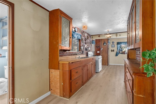 Detail Gallery Image 15 of 28 For 1371 Betty St, Wrightwood,  CA 92397 - 2 Beds | 1 Baths