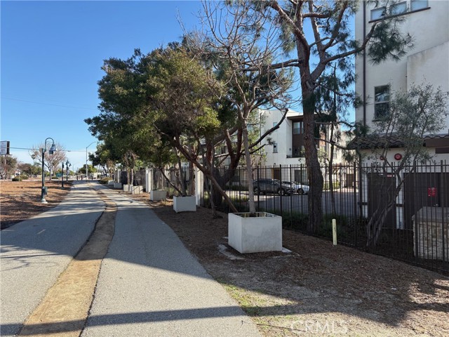 Detail Gallery Image 60 of 61 For 9339 Alondra Bld #2,  Bellflower,  CA 90706 - 3 Beds | 4 Baths