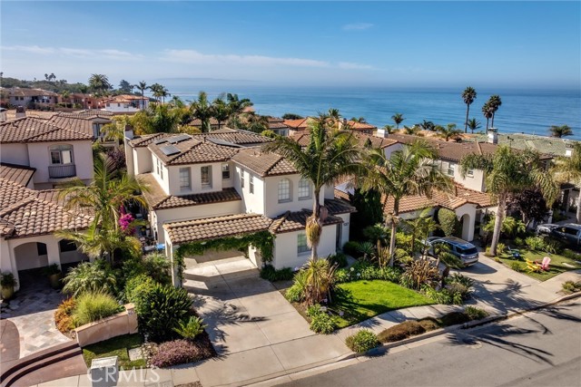 137 Beachcomber Drive, Pismo Beach CA: https://media.crmls.org/medias/f684723f-f9ed-4ecc-95a0-4b072a7bc8b4.jpg