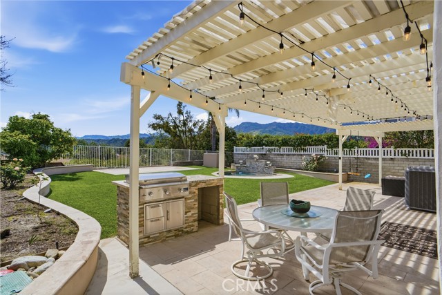 Detail Gallery Image 25 of 30 For 25550 Longfellow Place, Stevenson Ranch,  CA 91381 - 4 Beds | 3 Baths