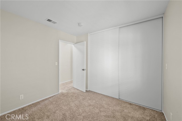 6327 W Avenue J5, Lancaster CA: https://media.crmls.org/medias/f685c67e-d236-4466-92c3-cf87fd58eb2c.jpg