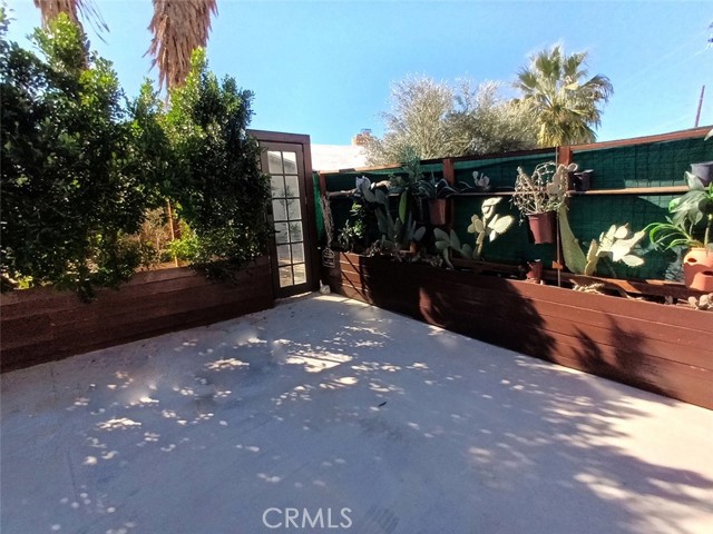 Detail Gallery Image 2 of 29 For 12273 Spruce, Desert Hot Springs,  CA 92240 - 4 Beds | 3/1 Baths