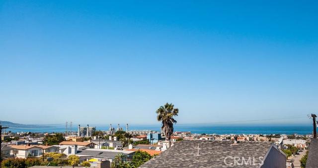 501 Gentry Street, Hermosa Beach, California 90254, 4 Bedrooms Bedrooms, ,1 BathroomBathrooms,Residential,Sold,Gentry,SB16147743