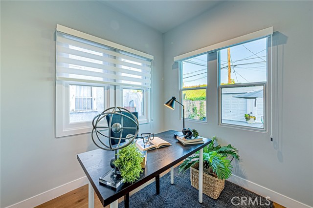 Detail Gallery Image 8 of 21 For 1226 Meadowbrook, Los Angeles,  CA 90019 - 6 Beds | 6 Baths