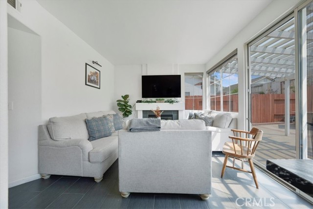 Detail Gallery Image 17 of 40 For 3694 Corta Bella, Santa Maria,  CA 93455 - 4 Beds | 2/1 Baths