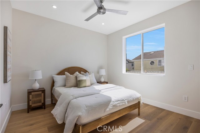 2405 Mathews Avenue, Redondo Beach CA: https://media.crmls.org/medias/f68a9038-0b14-4b8c-b62d-11dcb20cc5c0.jpg