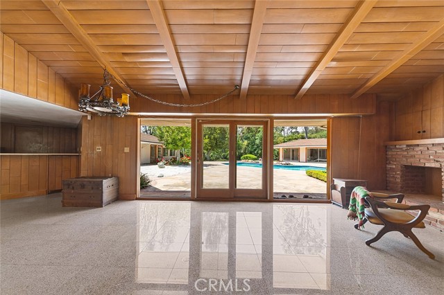 Detail Gallery Image 12 of 39 For 20827 E Mesarica Rd, Covina,  CA 91724 - 8 Beds | 6/1 Baths