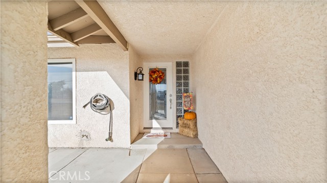 Detail Gallery Image 7 of 35 For 8530 11th, Hesperia,  CA 92345 - 3 Beds | 2 Baths