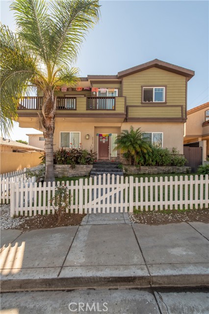 2516 Gates Avenue, Redondo Beach, California 90278, 4 Bedrooms Bedrooms, ,2 BathroomsBathrooms,Residential,Sold,Gates,SB21237956