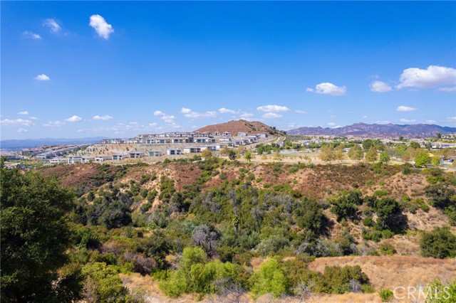 Detail Gallery Image 16 of 29 For 12101 Falcon Crest Way, Porter Ranch,  CA 91326 - 4 Beds | 2/1 Baths