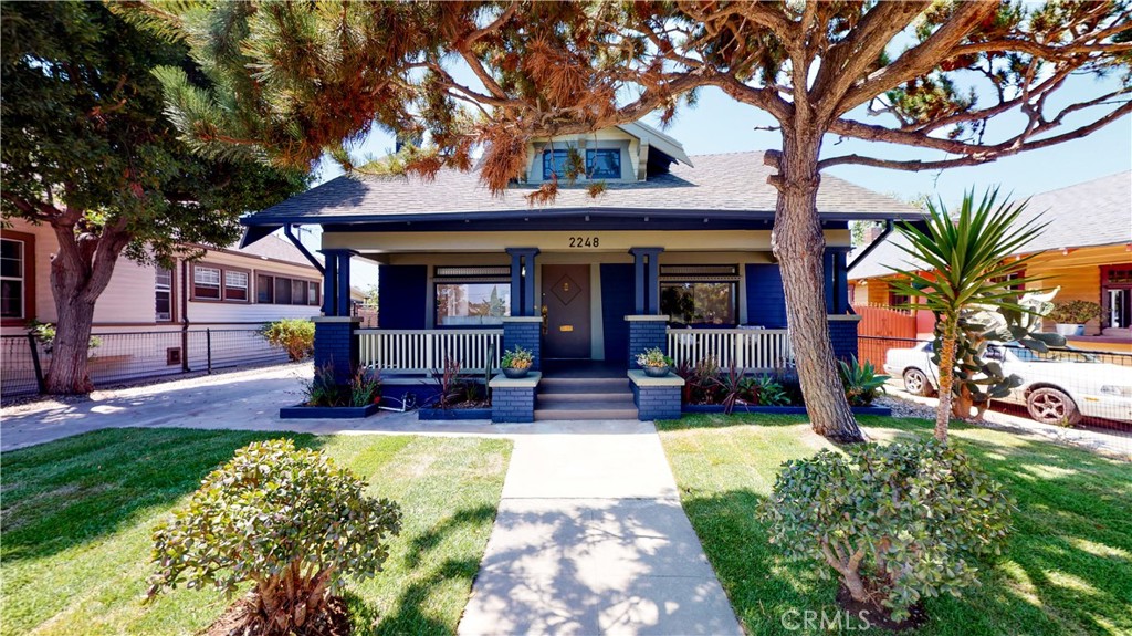 2248 W 29th Place, Los Angeles, CA 90018