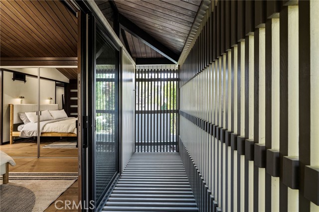 Image 16 of 32 For 15 Margate Square