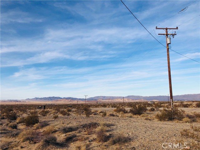 Detail Gallery Image 11 of 12 For 5 Pinto Mountain Rd, Twentynine Palms,  CA 92277 - – Beds | – Baths