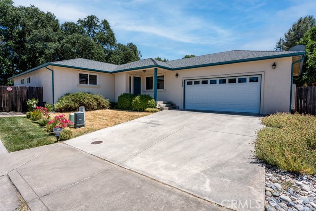 Detail Gallery Image 1 of 24 For 1055 Penelope Ct, Lakeport,  CA 95453 - 3 Beds | 2 Baths