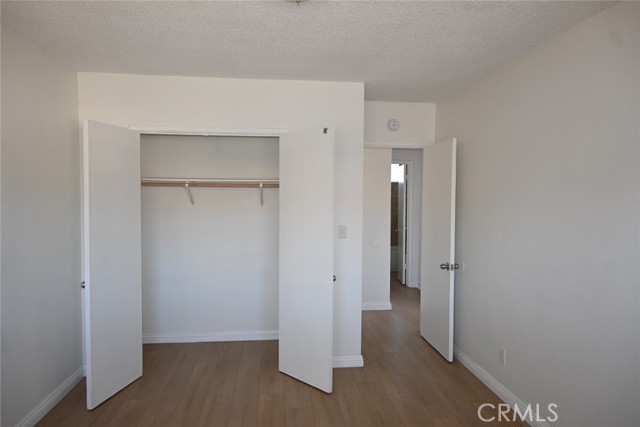 Detail Gallery Image 6 of 8 For 5172 Canoga, Montclair,  CA 91763 - 2 Beds | 1 Baths