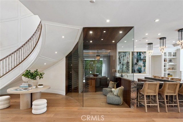 16630 Oldham Place, Encino CA: https://media.crmls.org/medias/f6909953-849a-46d2-be25-59f482b106d1.jpg