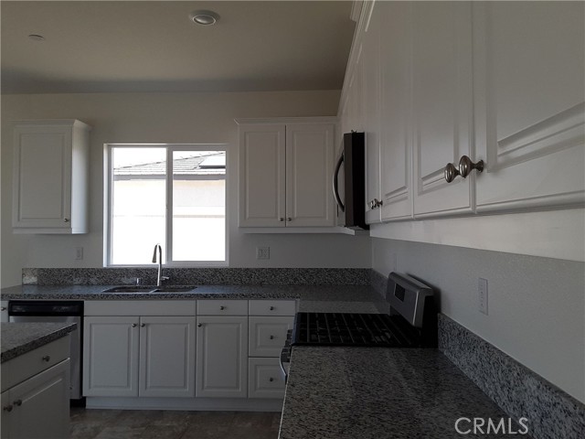 21108 Bison Mesa Road, Riverside CA: https://media.crmls.org/medias/f6911989-7e9f-4d35-90c3-51715ea70836.jpg