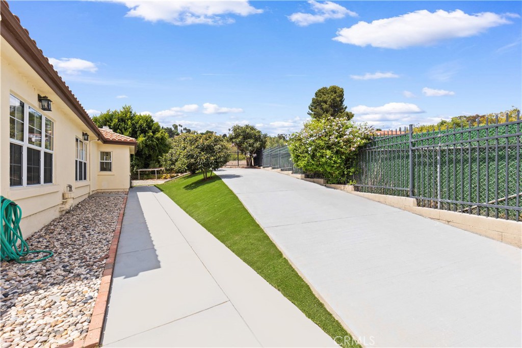 MLS #OC26130929 image #44