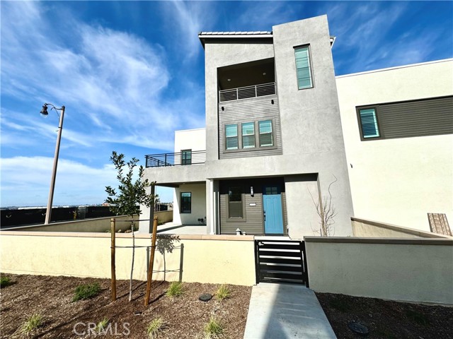 Detail Gallery Image 4 of 48 For 9331 Astor, Irvine,  CA 92618 - 3 Beds | 3/1 Baths