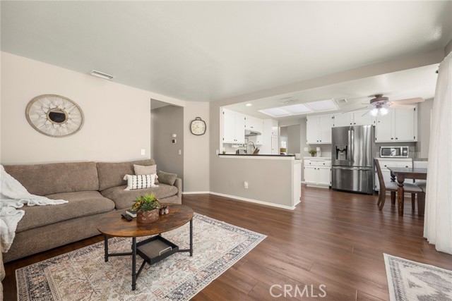 Detail Gallery Image 10 of 29 For 24498 Jacarte Dr, Murrieta,  CA 92562 - 4 Beds | 3 Baths