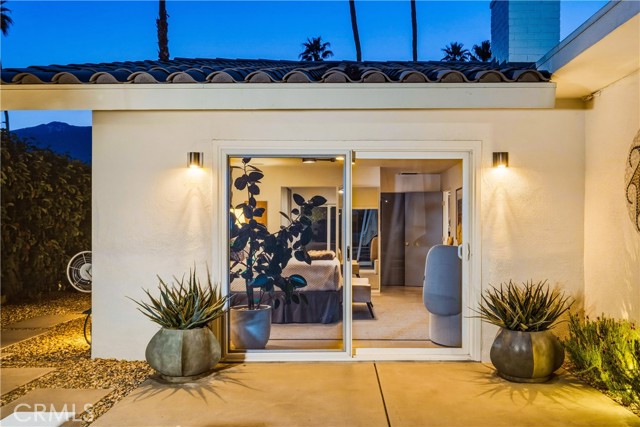 Detail Gallery Image 19 of 72 For 2736 S Camino Real, Palm Springs,  CA 92264 - 4 Beds | 3 Baths