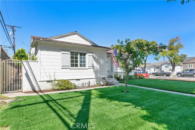 Image 3 for 3569 Lees Ave, Long Beach, CA 90808