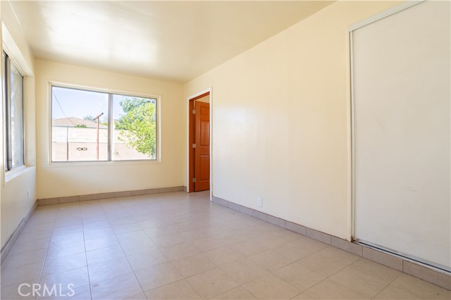 Detail Gallery Image 31 of 39 For 10817 Cantara St, Sun Valley,  CA 91352 - 2 Beds | 1 Baths