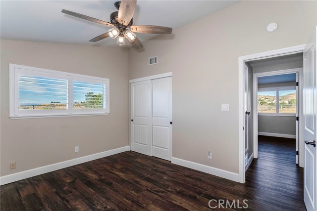 Detail Gallery Image 26 of 42 For 18711 Nadal St, Canyon Country,  CA 91351 - 3 Beds | 2 Baths