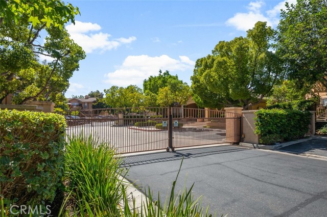 Detail Gallery Image 37 of 40 For 19431 Rue De Valore 33h,  Lake Forest,  CA 92610 - 2 Beds | 2 Baths