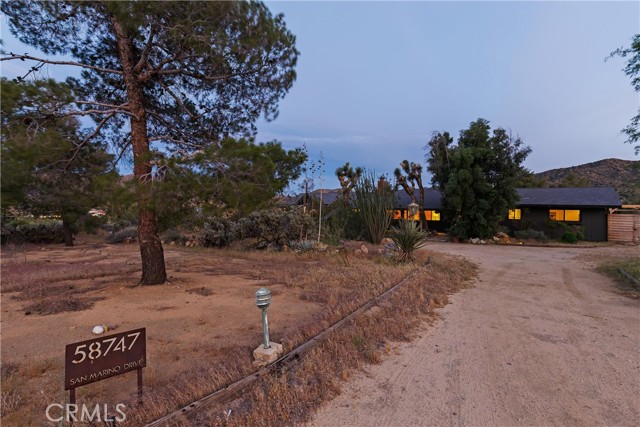 Detail Gallery Image 64 of 67 For 58747 San Marino, Yucca Valley,  CA 92284 - 3 Beds | 2/1 Baths