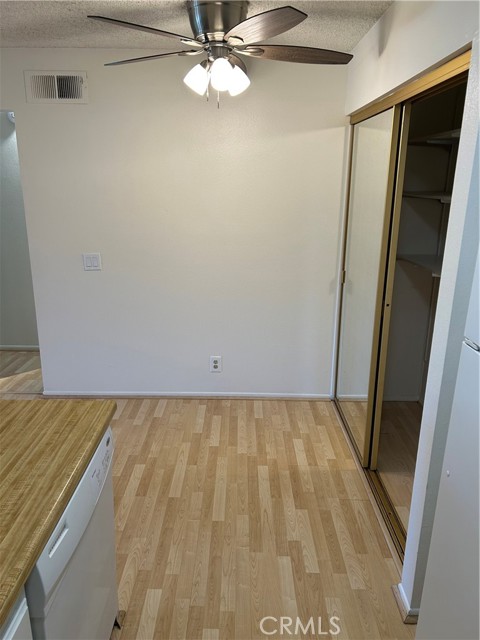 Detail Gallery Image 11 of 47 For 18232 Parkview Ln #103,  Huntington Beach,  CA 92648 - 1 Beds | 1 Baths