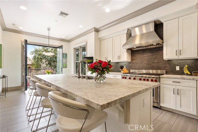 200 S Orange Grove Boulevard, Pasadena CA: https://media.crmls.org/medias/f694533d-e977-42b1-99dc-eb2dac85d86b.jpg
