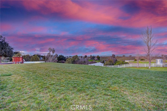 Detail Gallery Image 40 of 64 For 5095 White Tail Place, Paso Robles,  CA 93446 - 4 Beds | 2 Baths