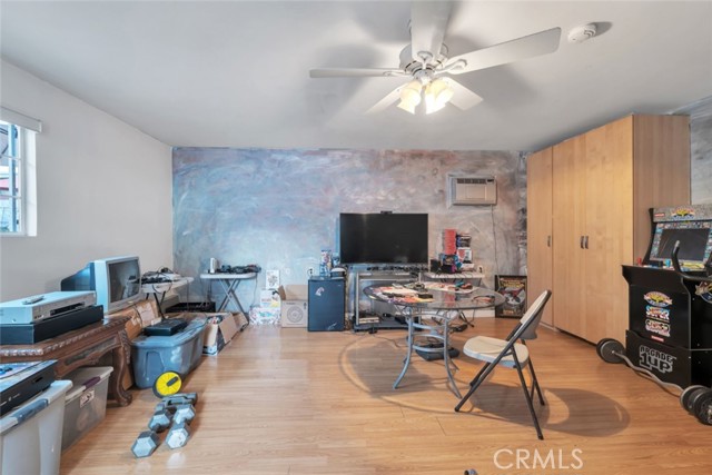 16908 Los Alimos Street, Granada Hills CA: https://media.crmls.org/medias/f694cc0f-2ca2-4358-b4b4-c5f78a72784e.jpg