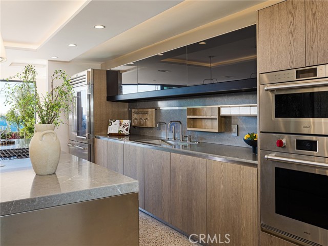 Detail Gallery Image 25 of 62 For 355 Hillcrest St, El Segundo,  CA 90245 - 5 Beds | 3 Baths