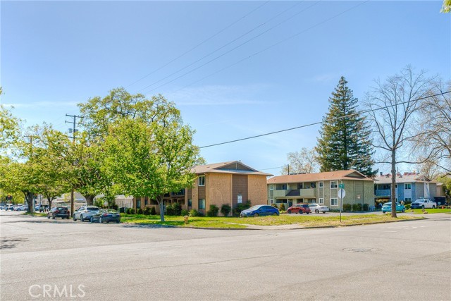 1540 Locust Street, Chico, California 95928, ,Residential Income,For Sale,1540 Locust Street,CROR23062676