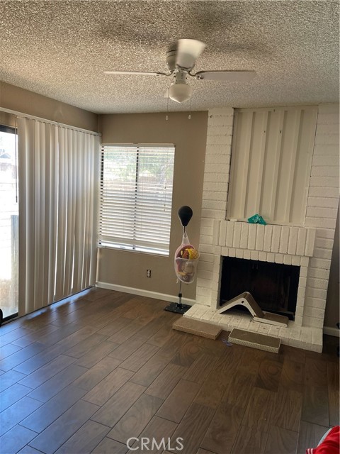 36964 Spanish Broom Drive, Palmdale CA: https://media.crmls.org/medias/f6959d8d-24e5-4472-90f2-8fa78a0d3fbc.jpg