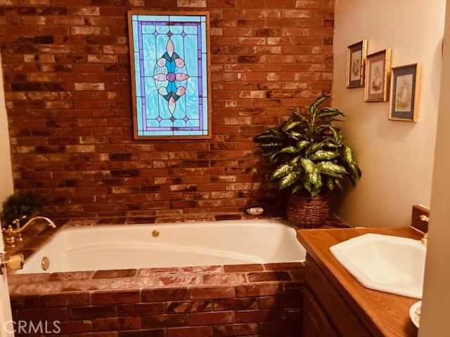 Detail Gallery Image 10 of 19 For 32079 Fern, Running Springs,  CA 92382 - 3 Beds | 2 Baths