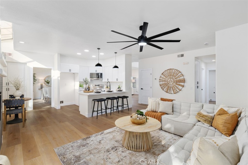 MLS #OC25270791 image #13