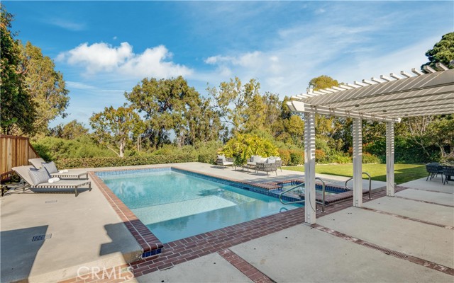 5 Pleasant Hill Drive, Rolling Hills Estates, California 90274, 5 Bedrooms Bedrooms, ,1 BathroomBathrooms,Residential,Sold,Pleasant Hill,PV22022320