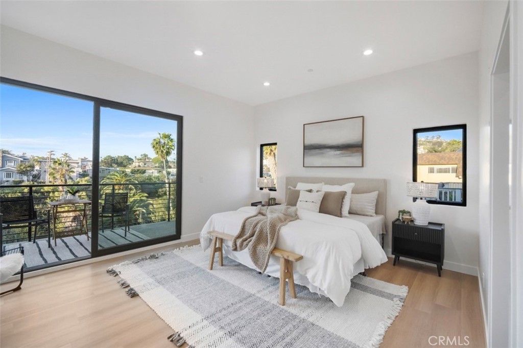 229 Avenida Monterey #B