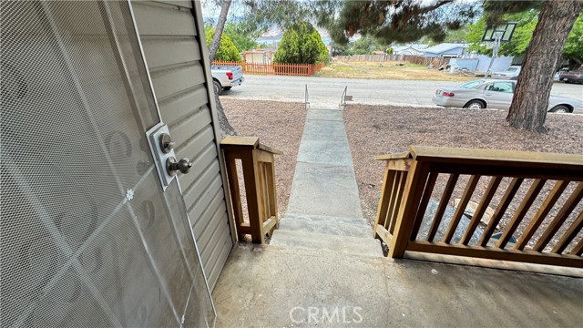 Detail Gallery Image 4 of 31 For 37 Laurel St, Wofford Heights,  CA 93285 - 2 Beds | 1 Baths