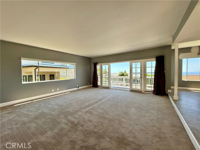 Detail Gallery Image 4 of 17 For 2858 Bernard Ct, Laguna Beach,  CA 92651 - 3 Beds | 2 Baths