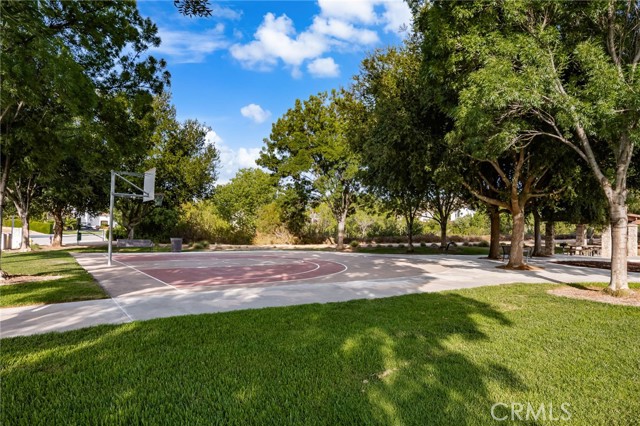 Image 55 of 75 For 12756 Sierra Creek