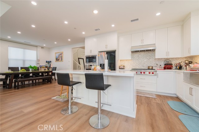 Detail Gallery Image 16 of 34 For 116 Imagination Trl, Irvine,  CA 92620 - 4 Beds | 3/1 Baths